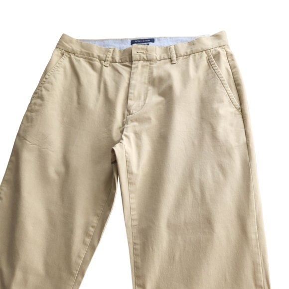 Tommy Hilfiger Custom Fit Chino - Picture 2 of 9